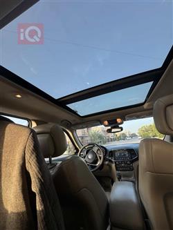 جیپ گراند شیرۆکی